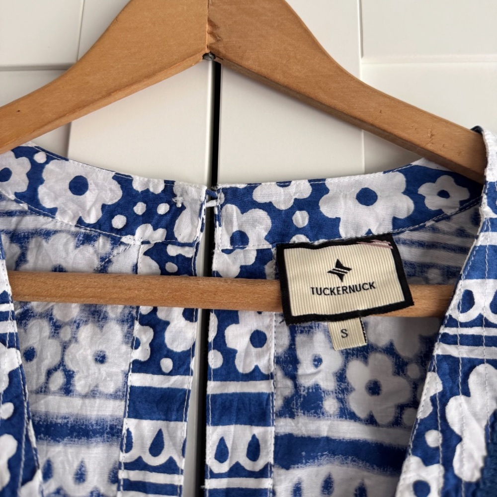 Tuckernuck Catalans Coverup Dress Petal Paradis Blue White Floral - Picture 6 of 7